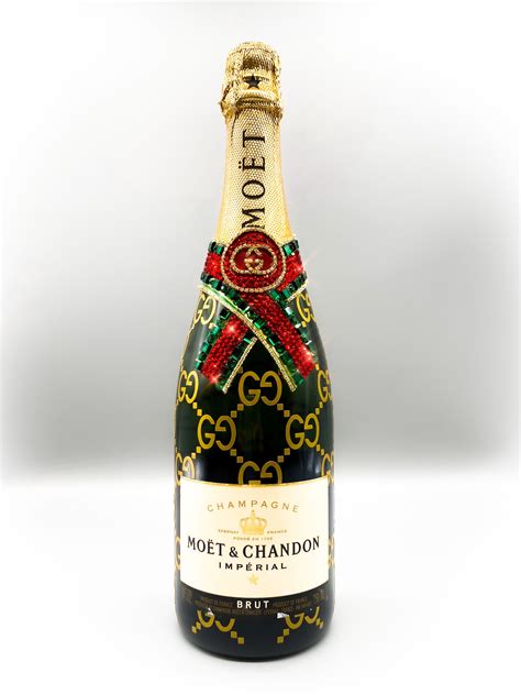 Gucci Champagne .